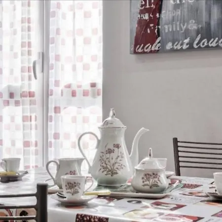 Apartman Luxury Graffiti Tales House Vibo *
